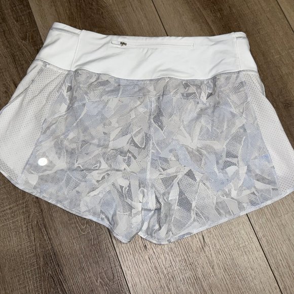 Lululemon Real Quick Short *Perforated 3.5" in Jasmine White Multi Size 8 - Picture 5 of 9